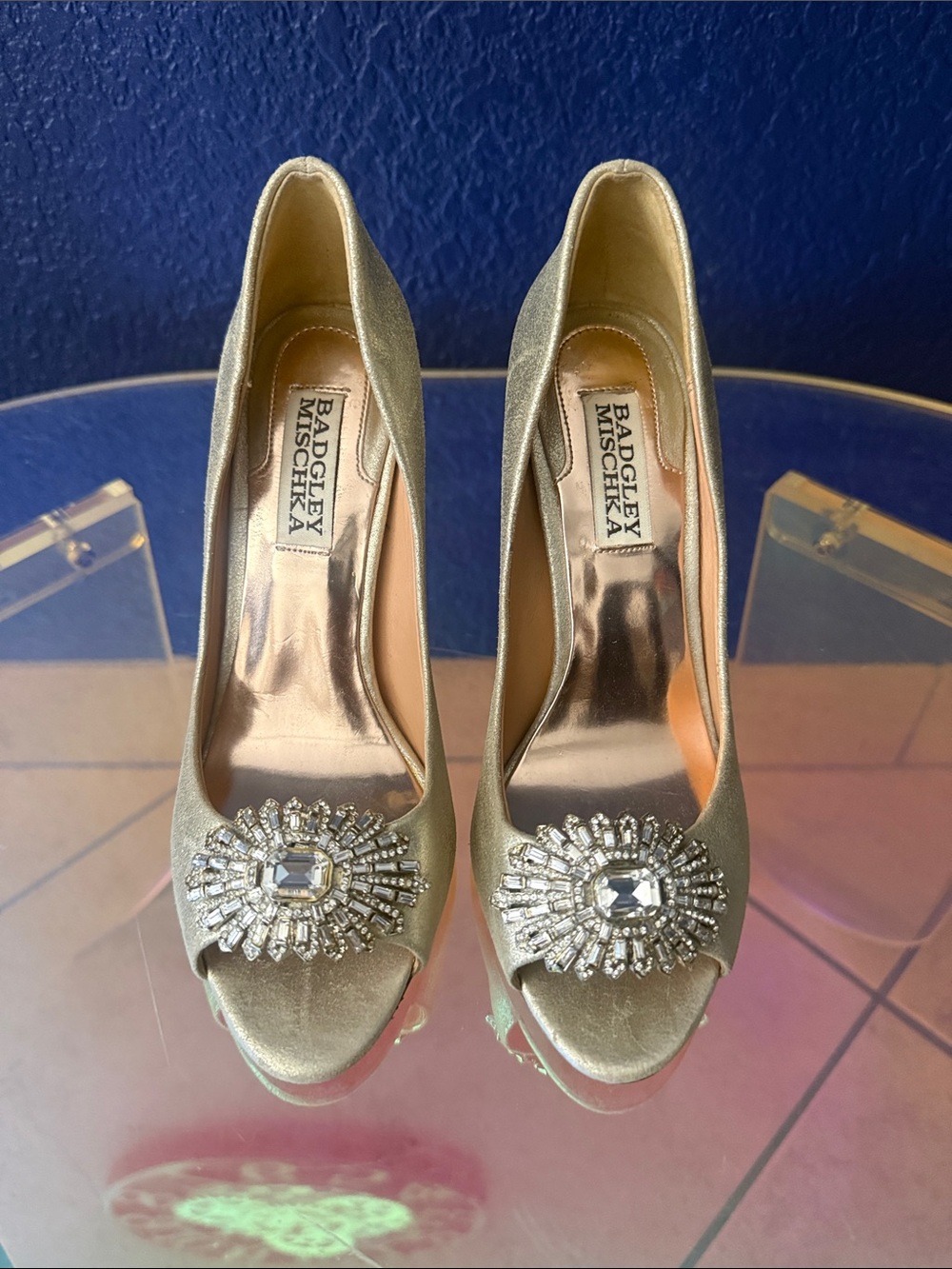 ✨Badgley Mischka Gold Jeweled Peep-Toe Pumps✨